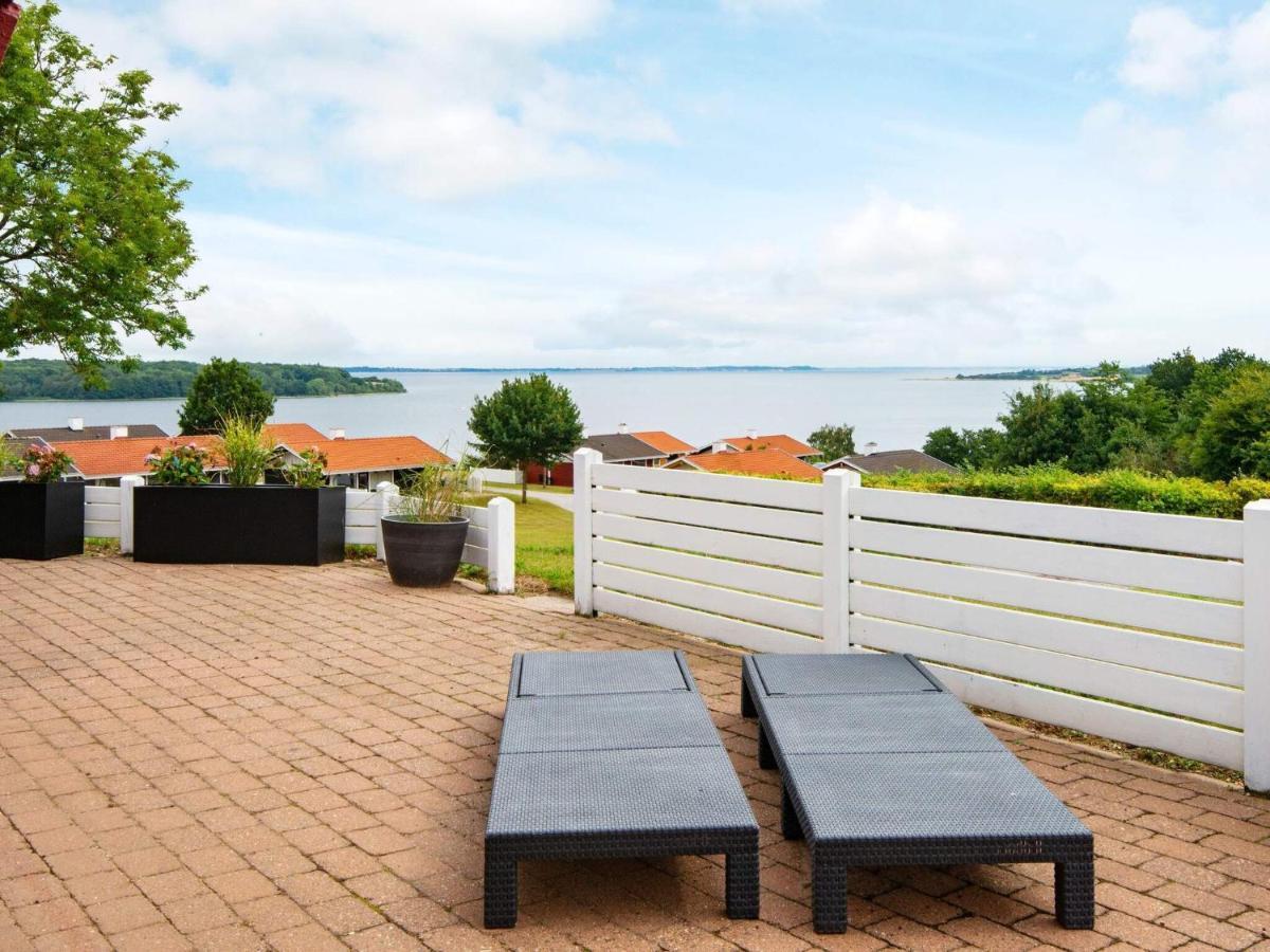 6 Person Holiday Home In เออเบินโค ภายนอก รูปภาพ